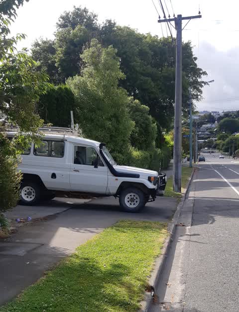Roading/Streets, a report photo
