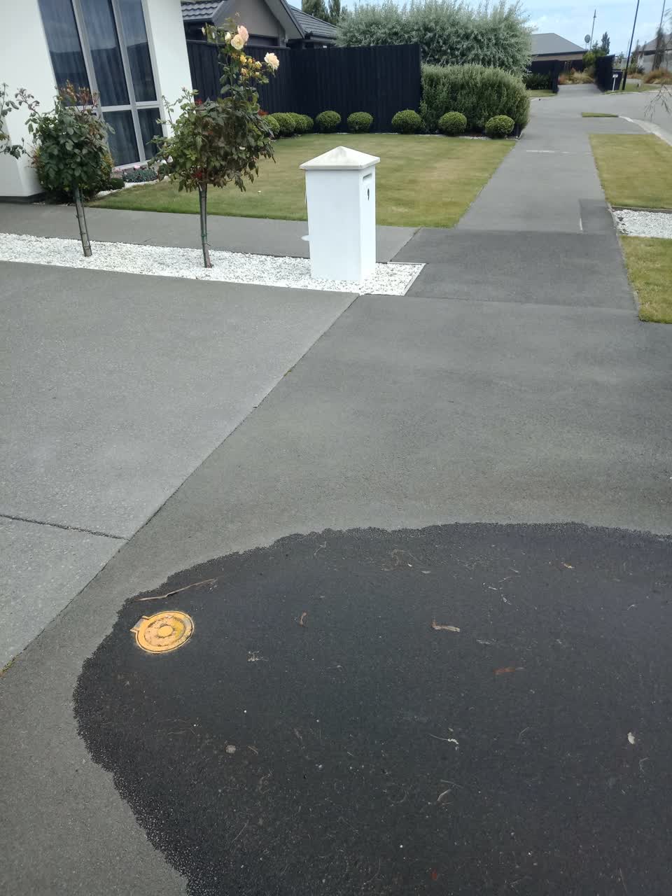 The photograph attached to this water supply report