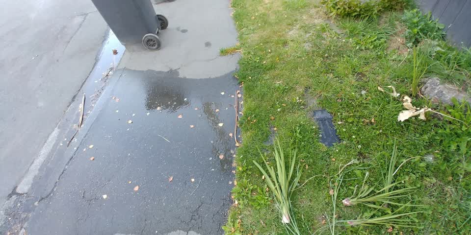 The photograph attached to this water supply report