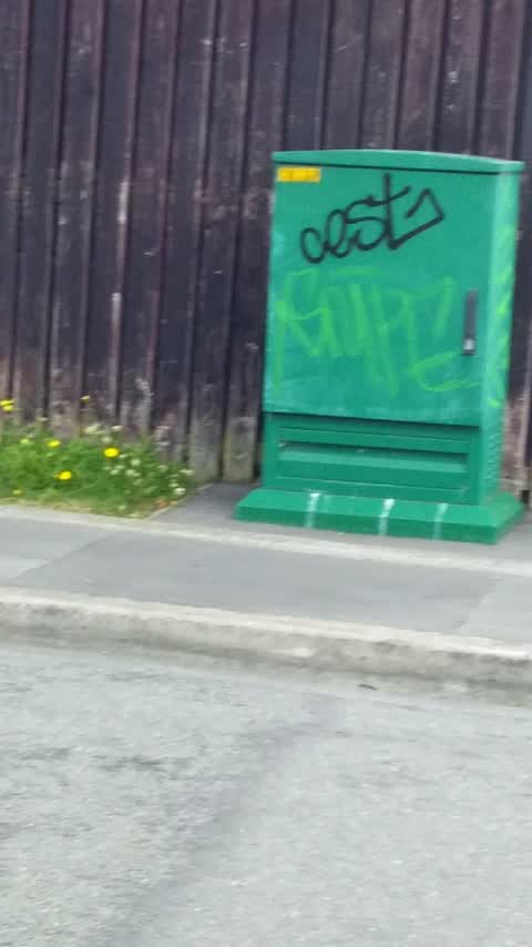 Graffiti, a report photo