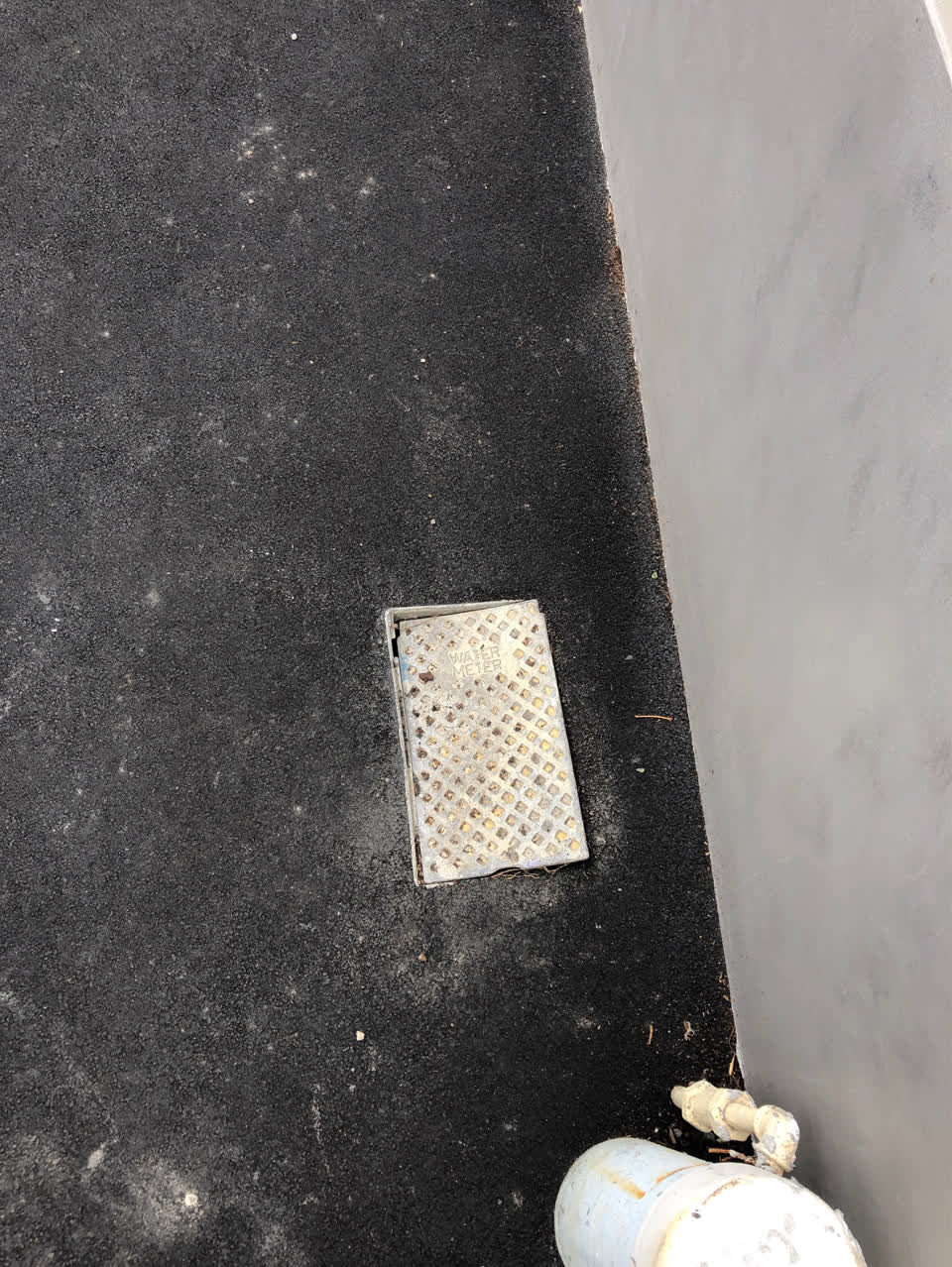 The photograph attached to this water supply report