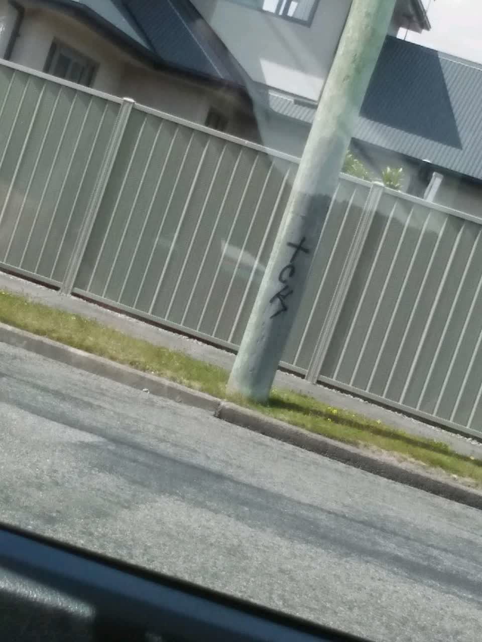 The photograph attached to this graffiti report