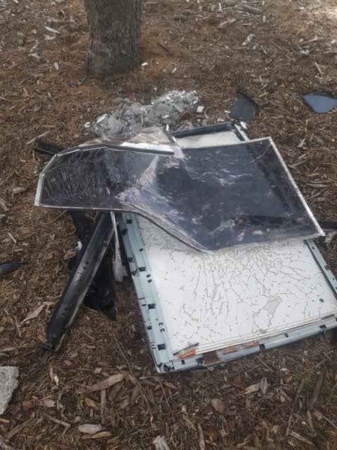 Rubbish/Recycling, a report photo