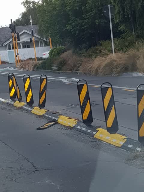 Roading/Streets, a report photo