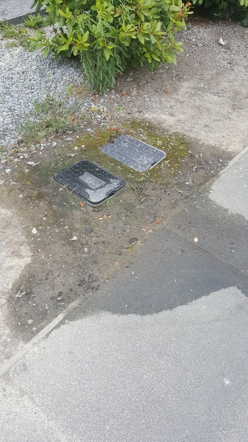 The photograph attached to this water supply report