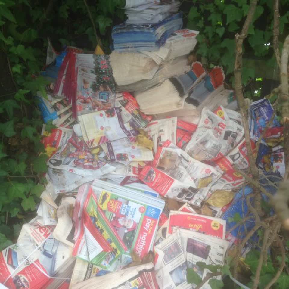 The photograph attached to this rubbish/recycling report