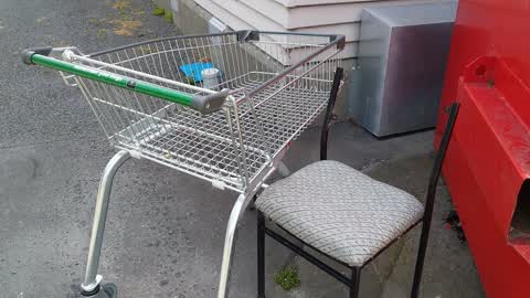 Rubbish/Recycling, a report photo
