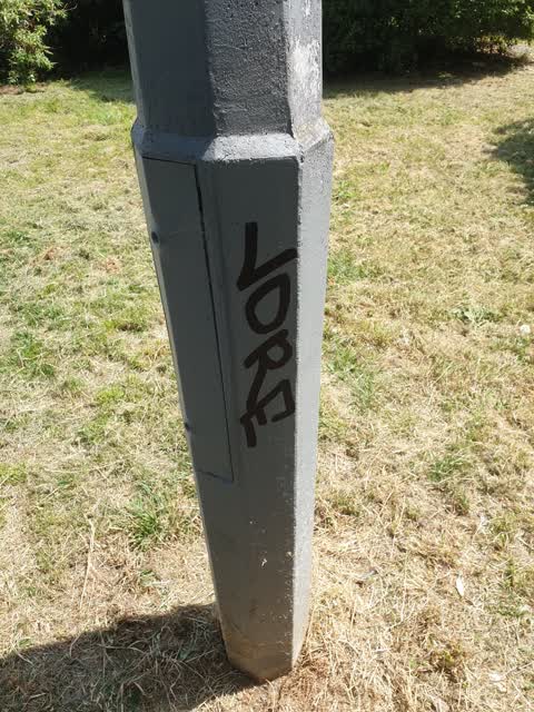 Graffiti, a report photo