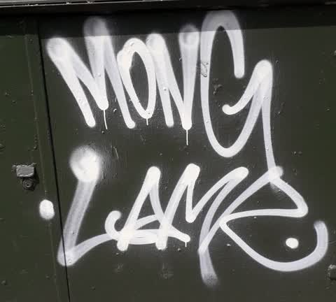 Graffiti, a report photo