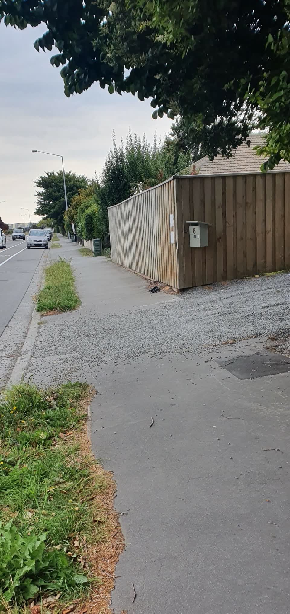 The photograph attached to this roading/streets report