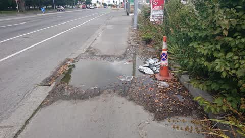 Roading/Streets, a report photo