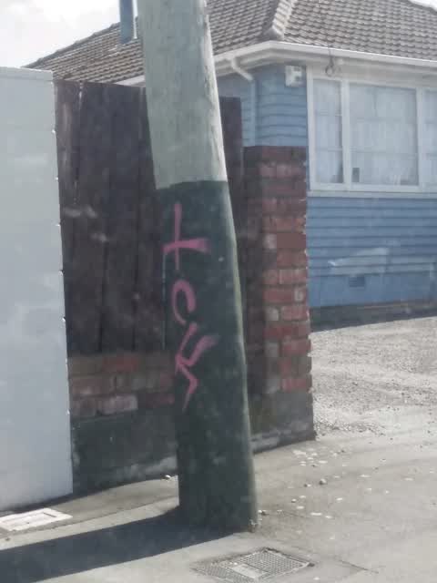 Graffiti, a report photo
