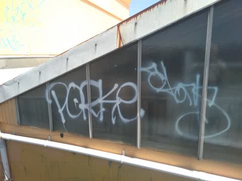 Graffiti, a report photo