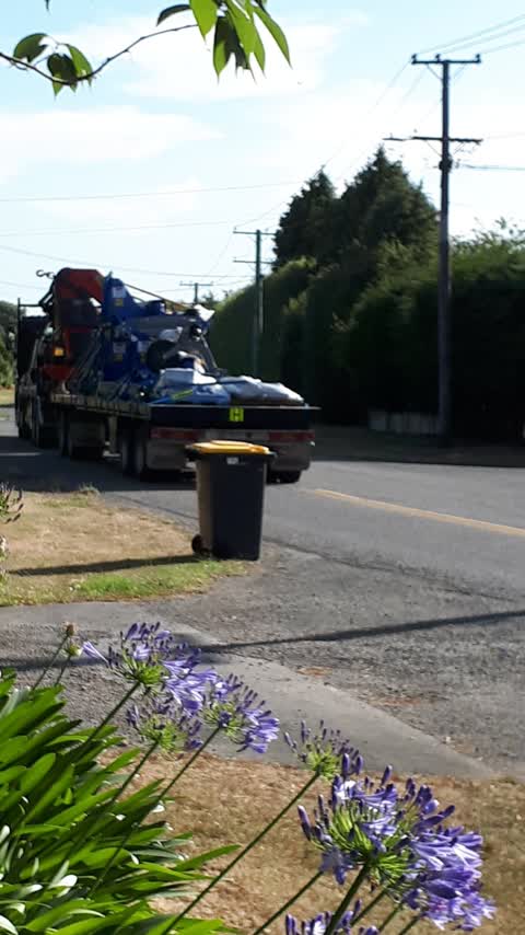 Roading/Streets, a report photo