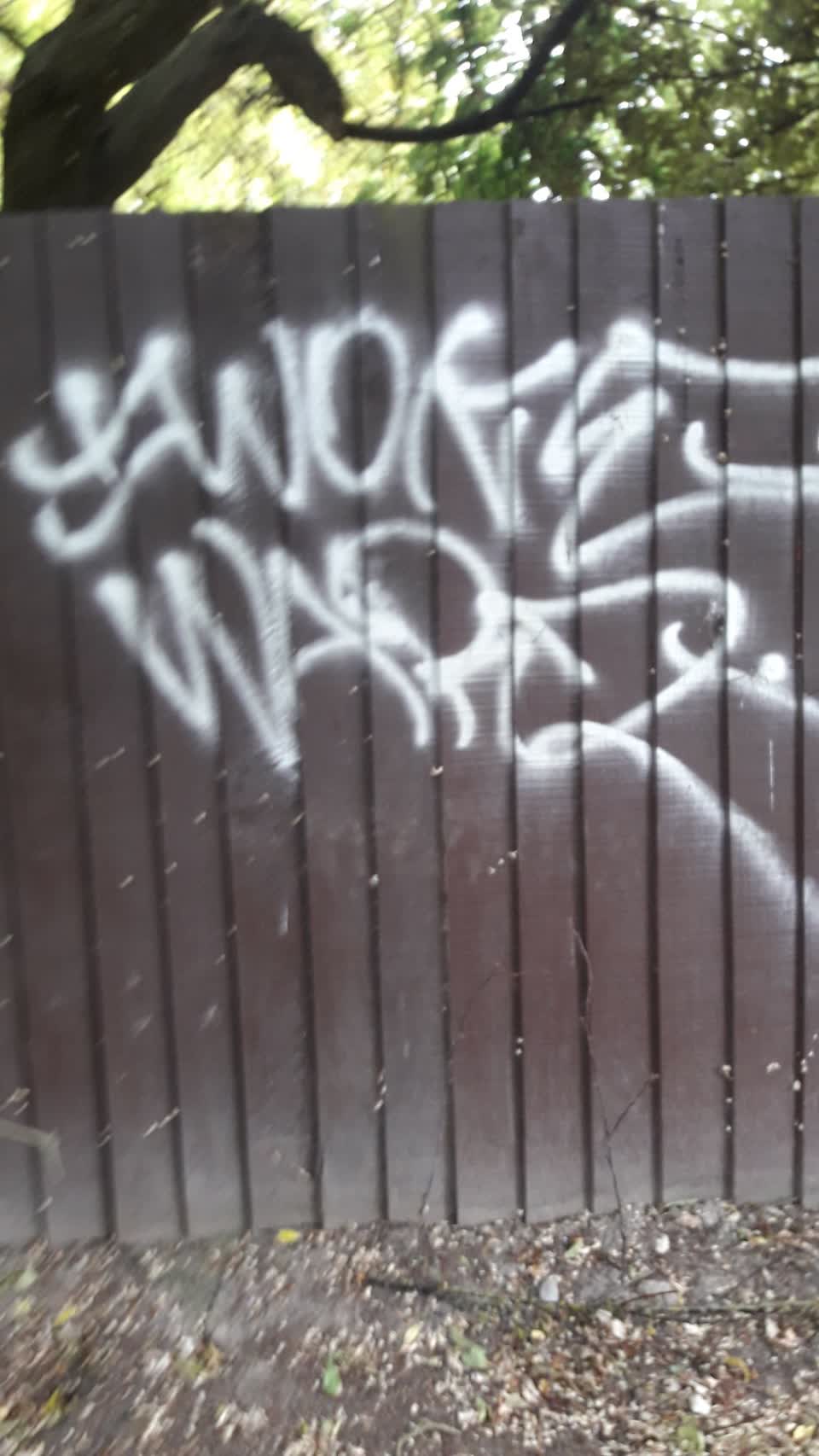 The photograph attached to this graffiti report