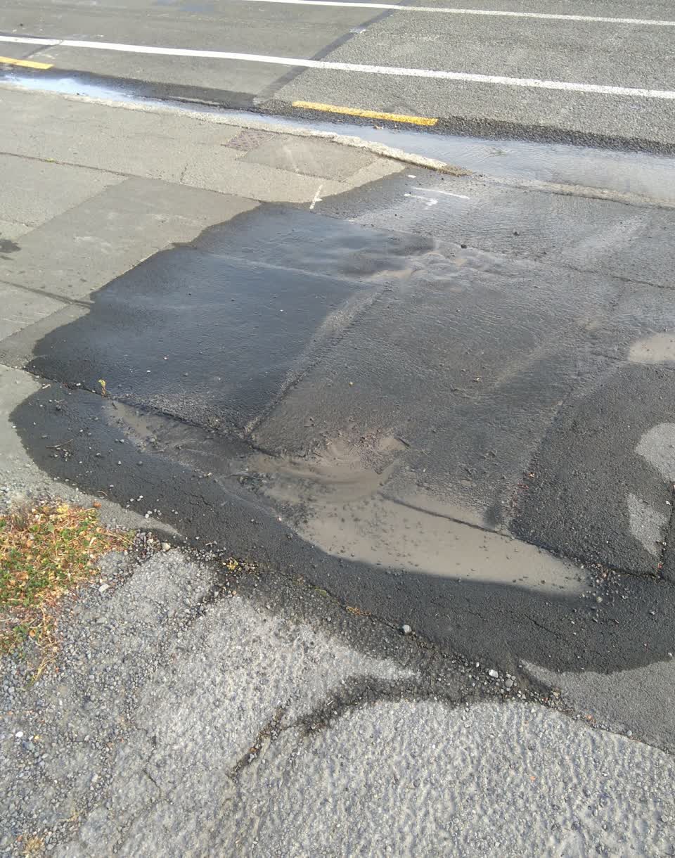 The photograph attached to this water supply report