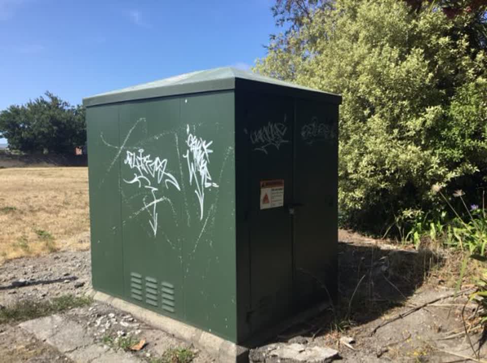 The photograph attached to this graffiti report