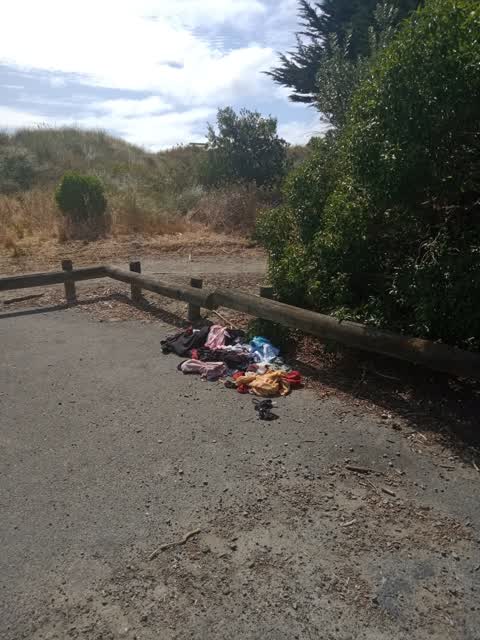 Rubbish/Recycling, a report photo