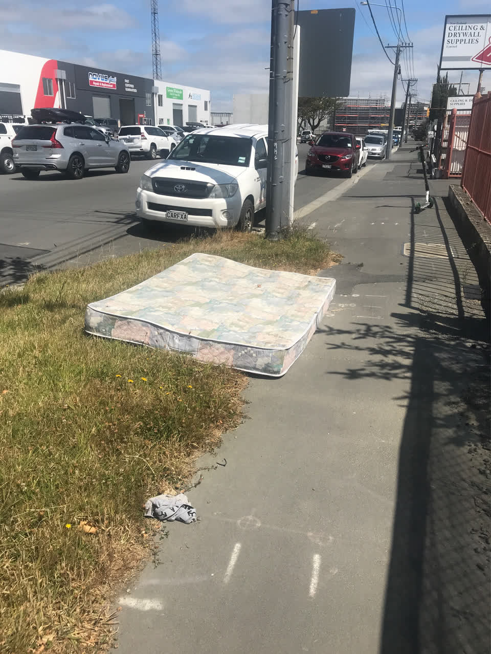 The photograph attached to this roading/streets report
