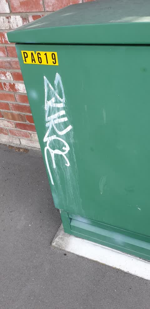 Graffiti, a report photo