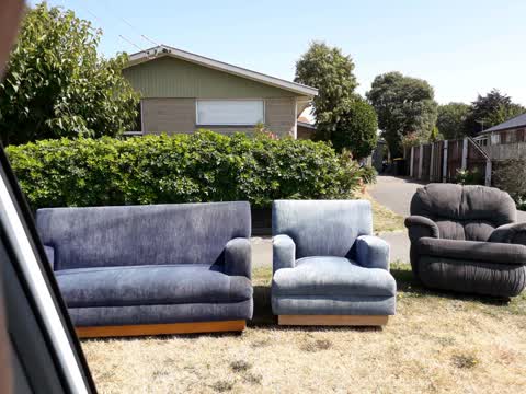 Rubbish/Recycling, a report photo