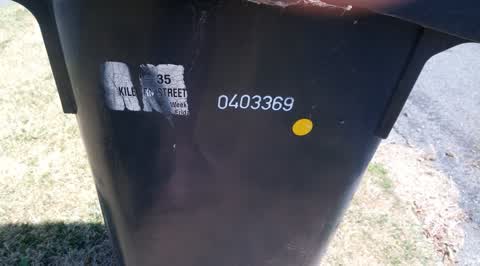 Rubbish/Recycling, a report photo