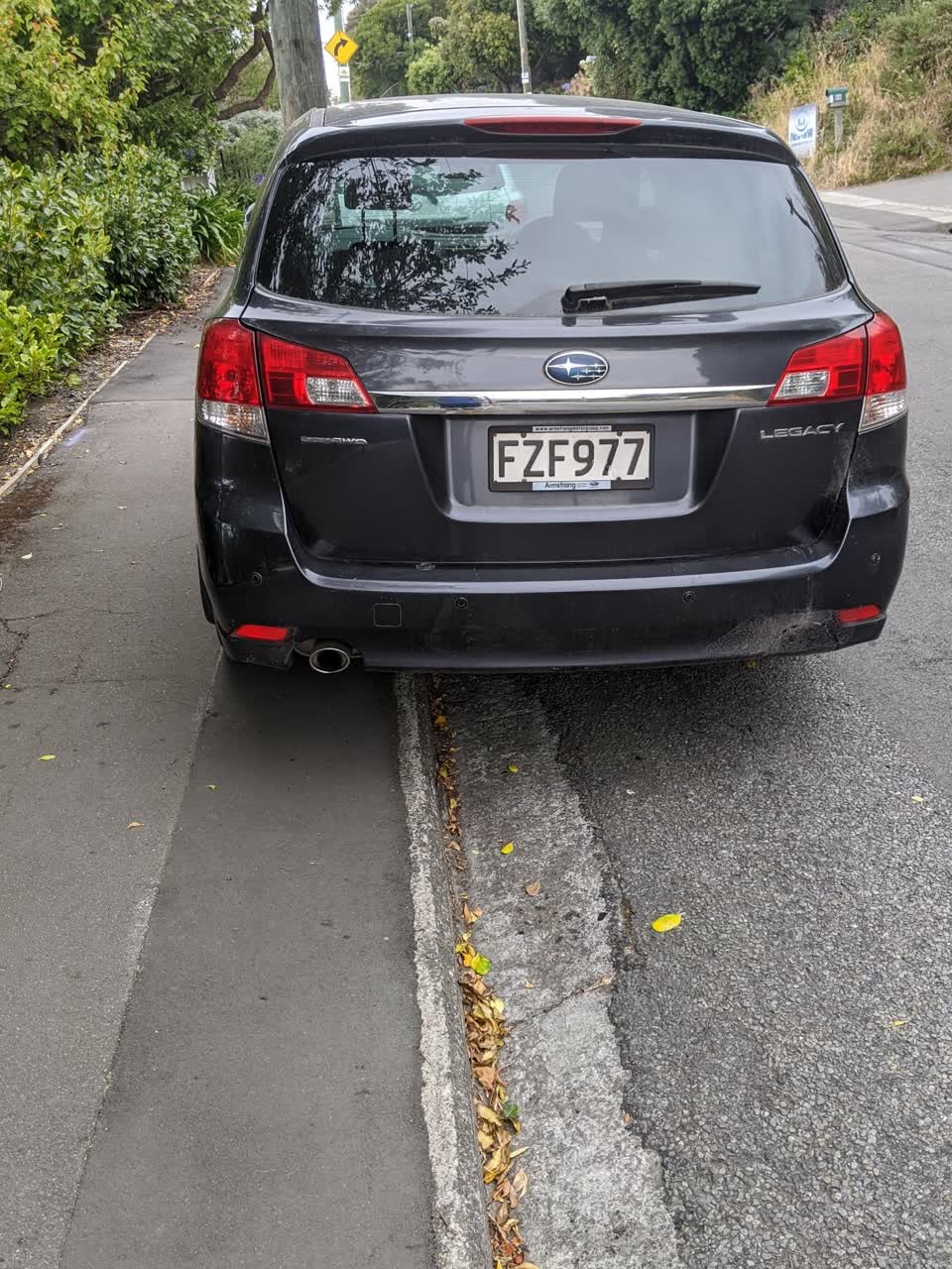 The photograph attached to this roading/streets report