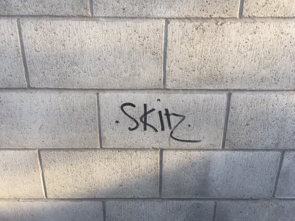 The photograph attached to this graffiti report