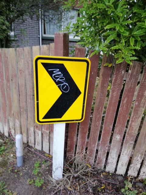 Graffiti, a report photo
