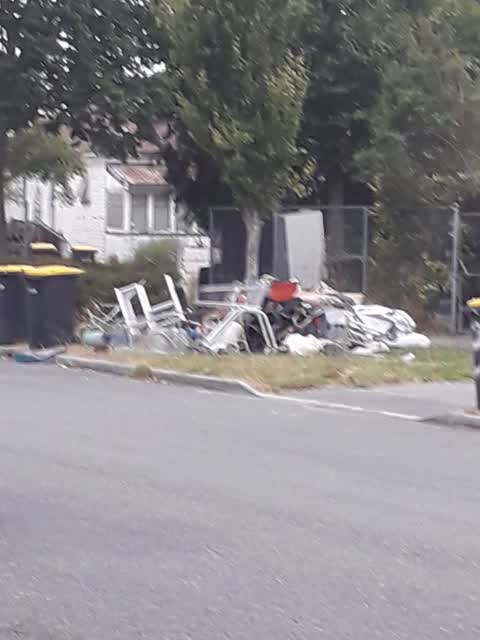 Rubbish/Recycling — a report photo