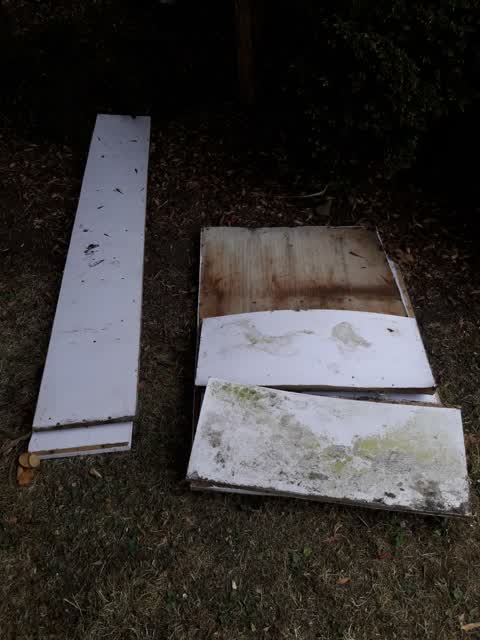 Rubbish/Recycling, a report photo