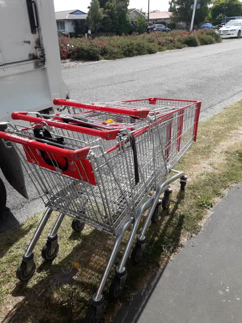 Rubbish/Recycling, a report photo