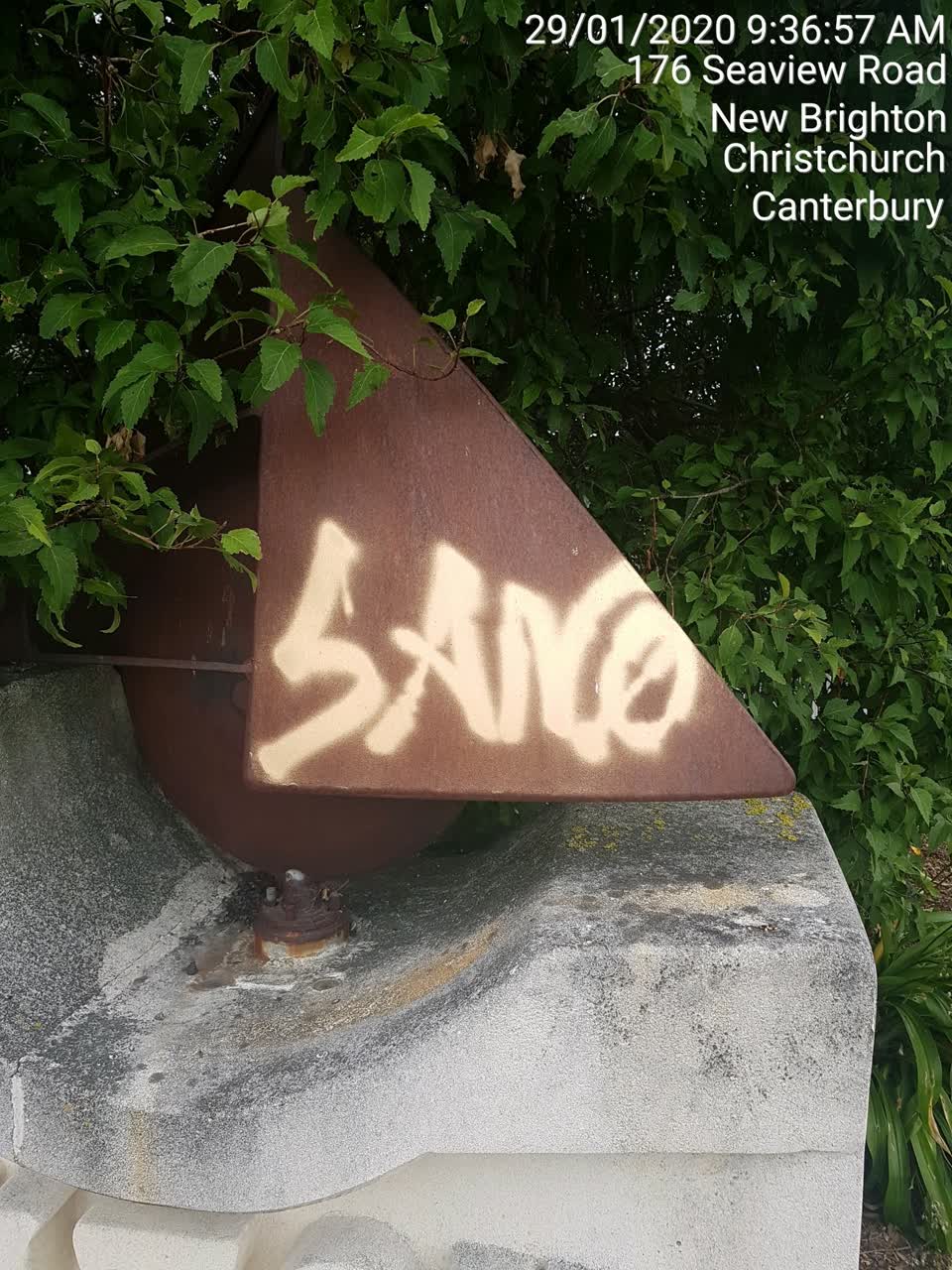 The photograph attached to this graffiti report