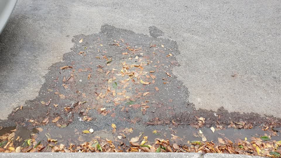 The photograph attached to this water supply report