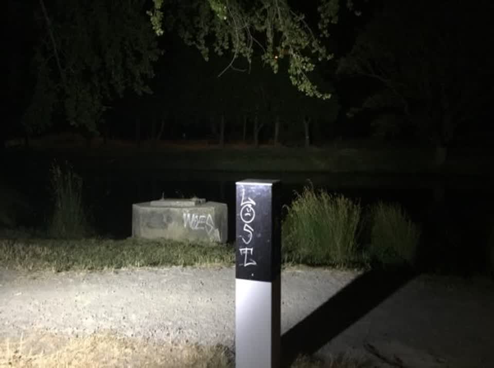 The photograph attached to this graffiti report