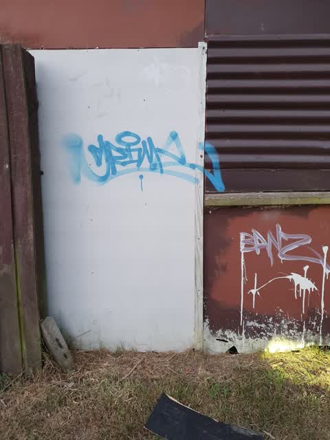 Graffiti, a report photo