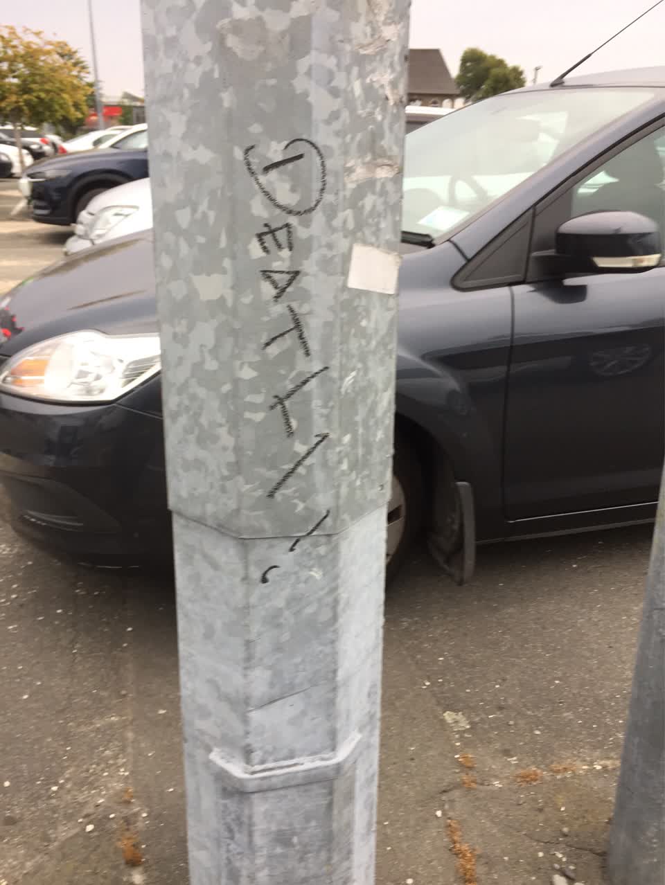 The photograph attached to this graffiti report
