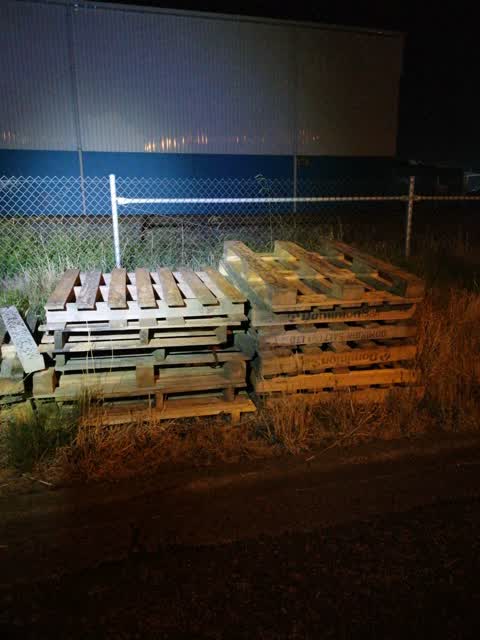 Rubbish/Recycling, a report photo