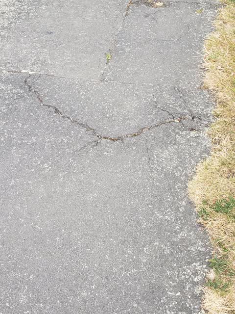 Roading/Streets, a report photo