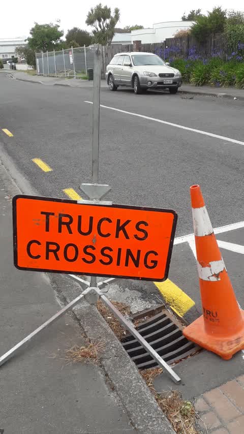 Roading/Streets, a report photo