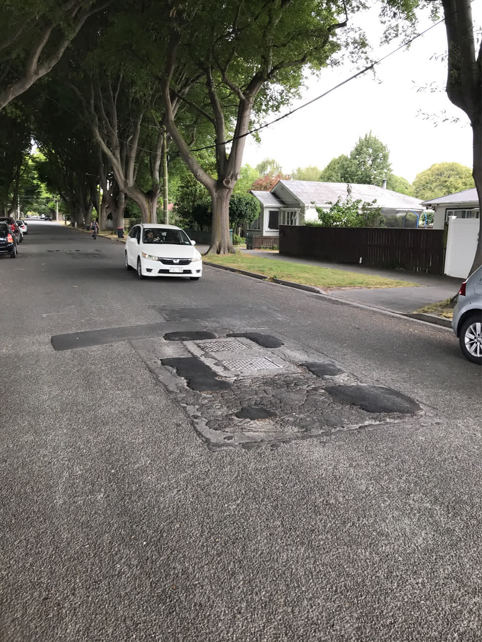 The photograph attached to this roading/streets report