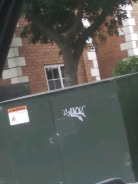 Graffiti, a report photo