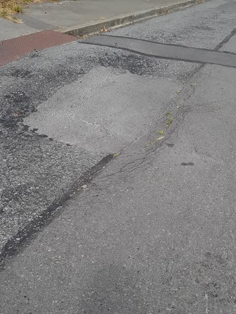 Roading/Streets, a report photo