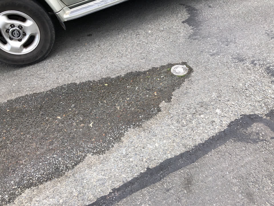 The photograph attached to this water supply report