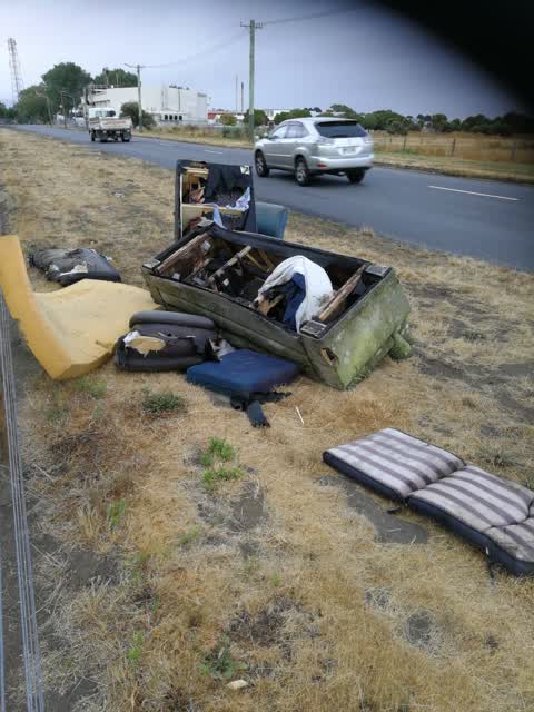 Rubbish/Recycling — a report photo