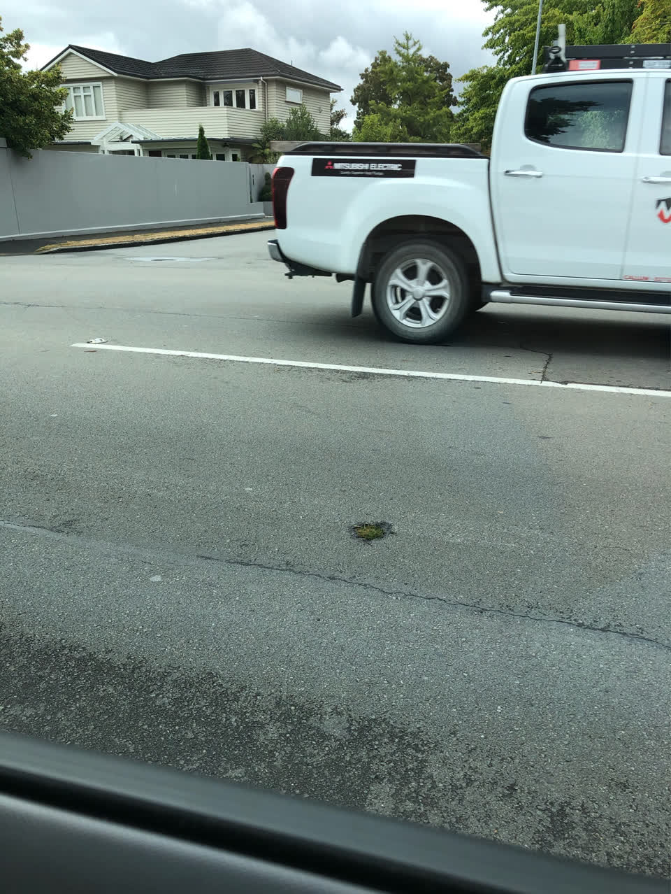 The photograph attached to this roading/streets report