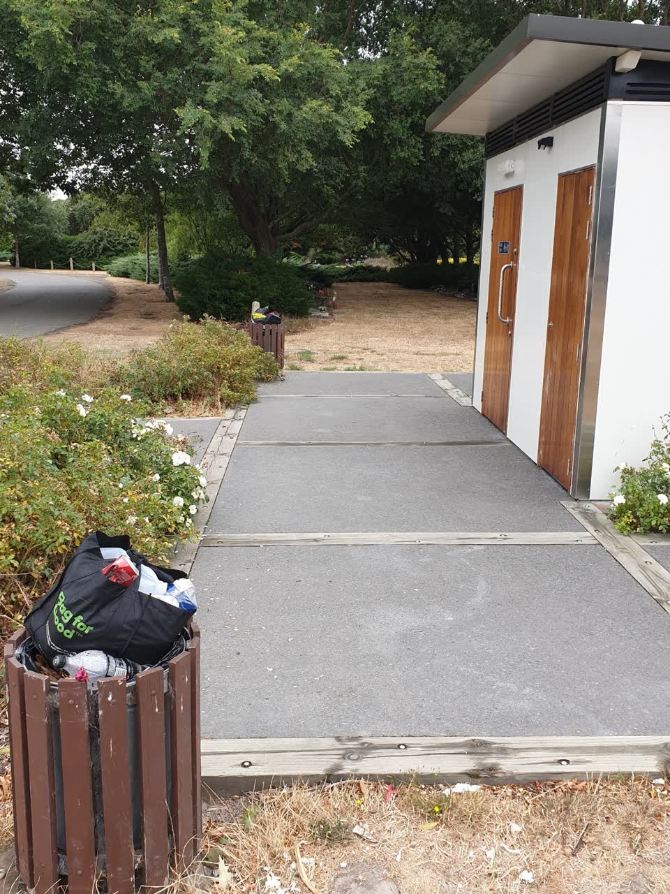 The photograph attached to this parks report