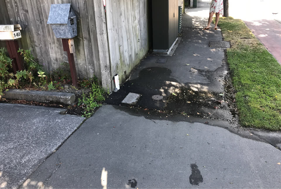The photograph attached to this water supply report