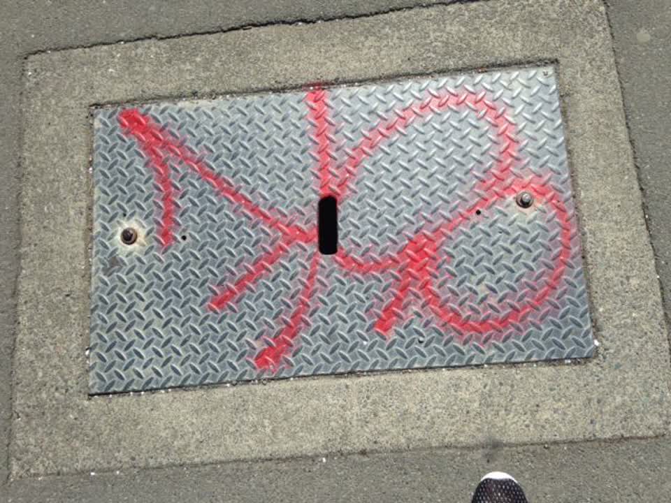 The photograph attached to this graffiti report