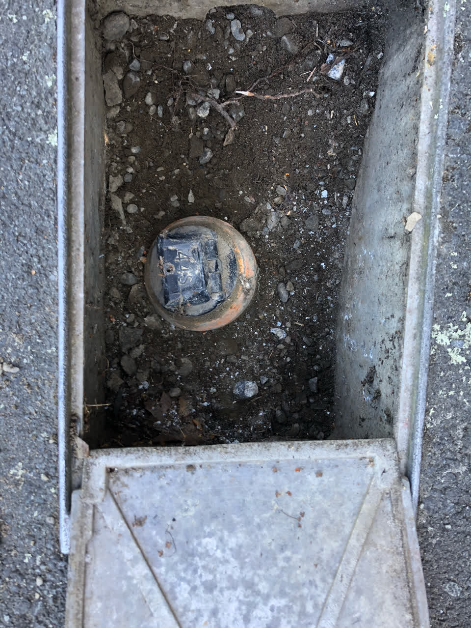 The photograph attached to this water supply report